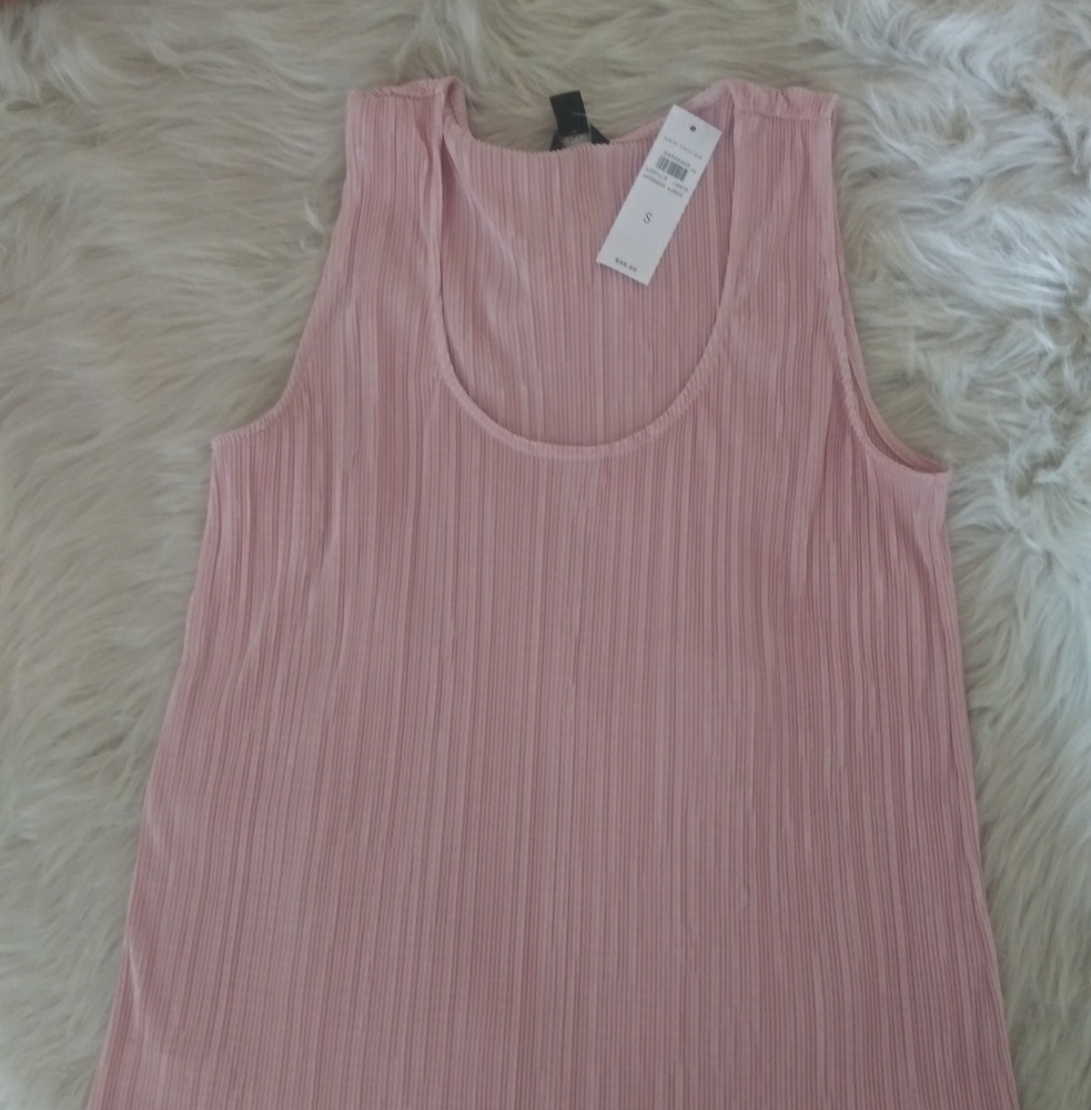 Ann Taylor ribbed tank